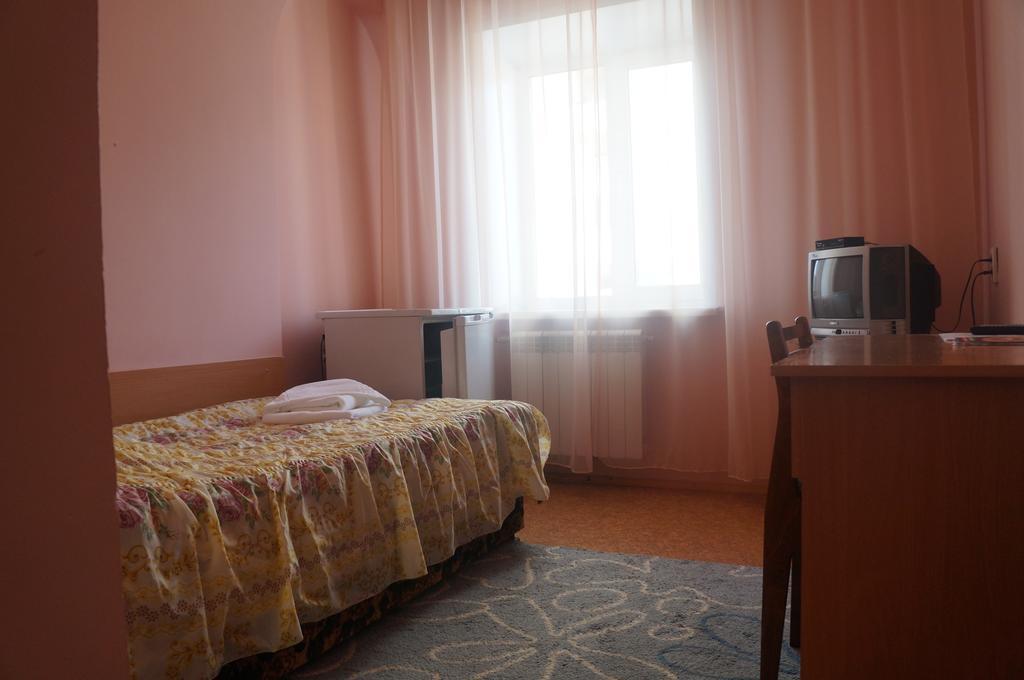 Zvezdochka Hotel Krasnoyarsk Room photo